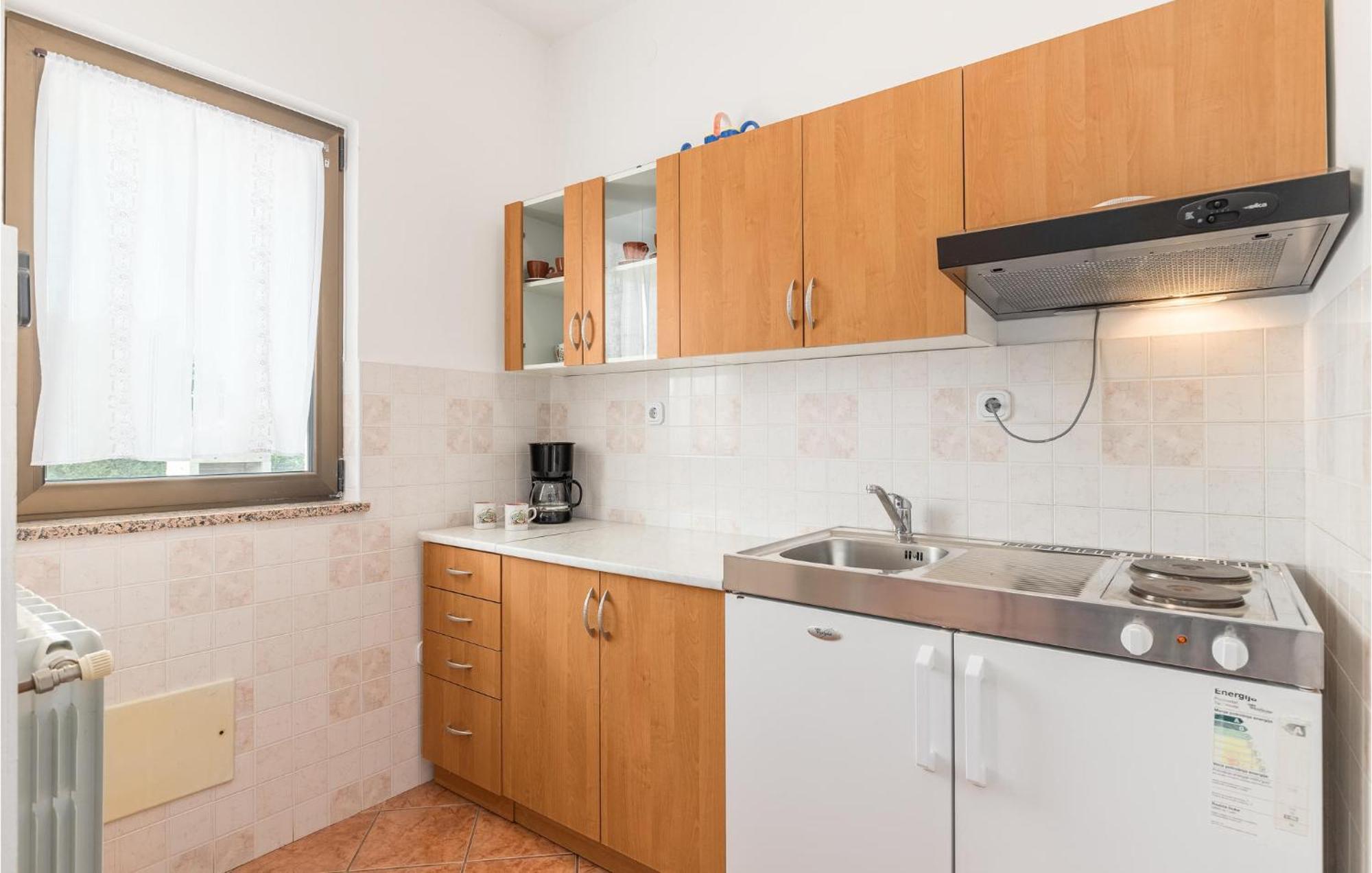 Beautiful Home In Visnjan With Wifi Εξωτερικό φωτογραφία